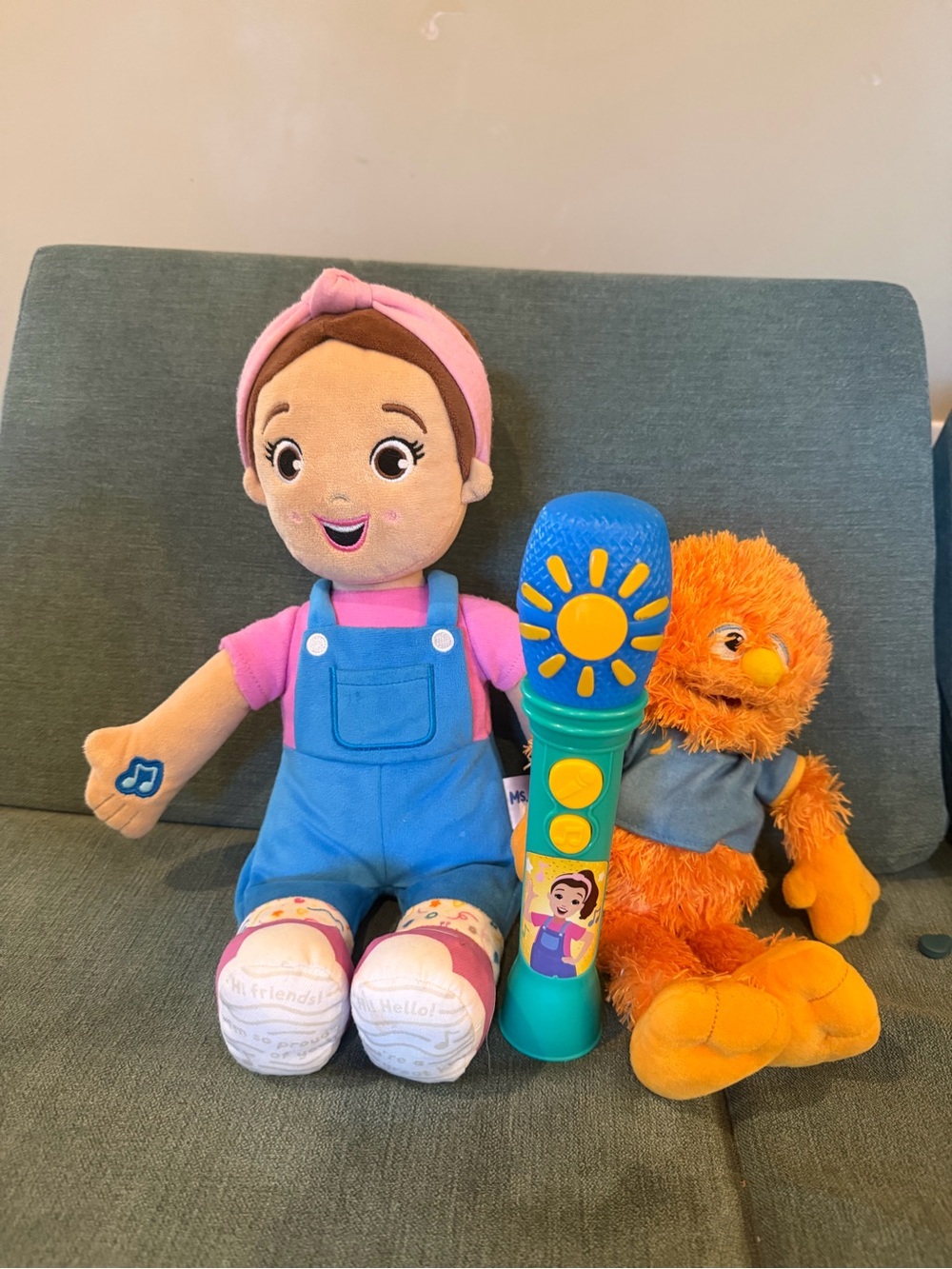 Ms Rachel Plush Singing Doll, Herbie, Blue Microphone